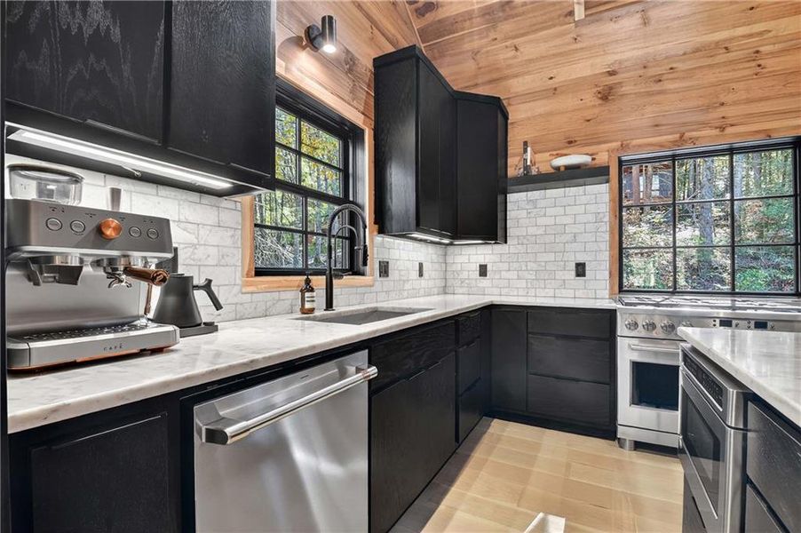 Furnished interior view inside a new home in , Blue Ridge (Image 31). Furnished interior view inside a new home in , Blue Ridge (Image 31).