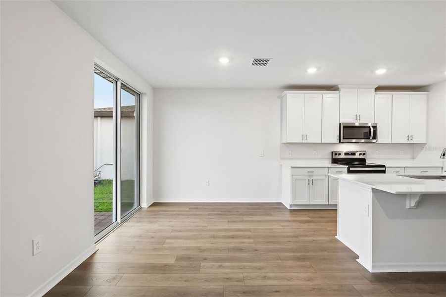 Spacious, unfurnished interior of a new home in Villamar - Signature Series, Winter Haven (Image 27). Spacious, unfurnished interior of a new home in Villamar - Signature Series, Winter Haven (Image 27).
