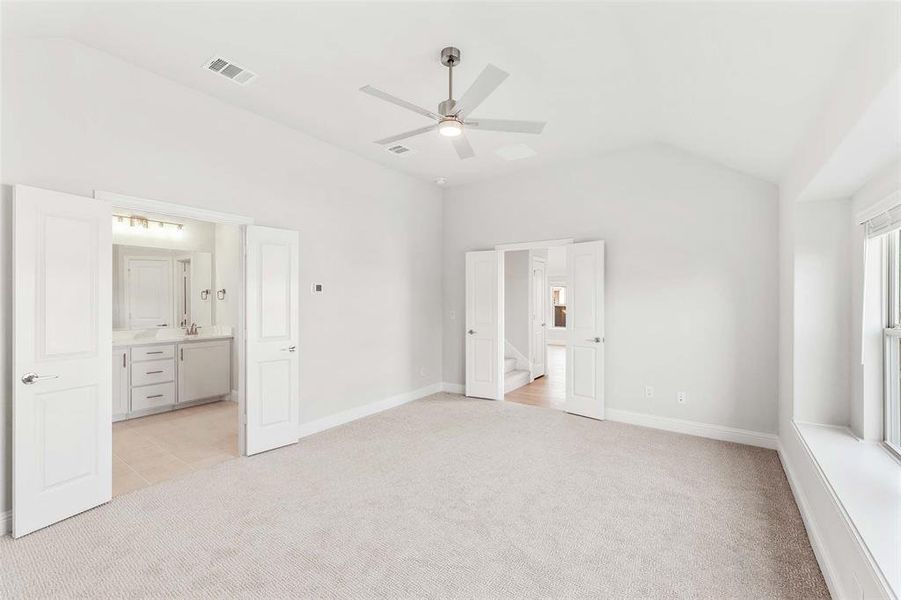 Spacious, unfurnished interior of a new home in Liberty, Melissa (Image 26).