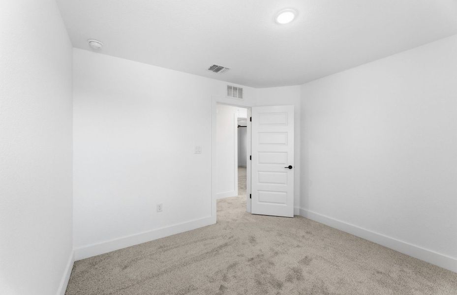 Spacious, unfurnished interior of a new home in Lagos, Manor (Image 41). Spacious, unfurnished interior of a new home in Lagos, Manor (Image 41).