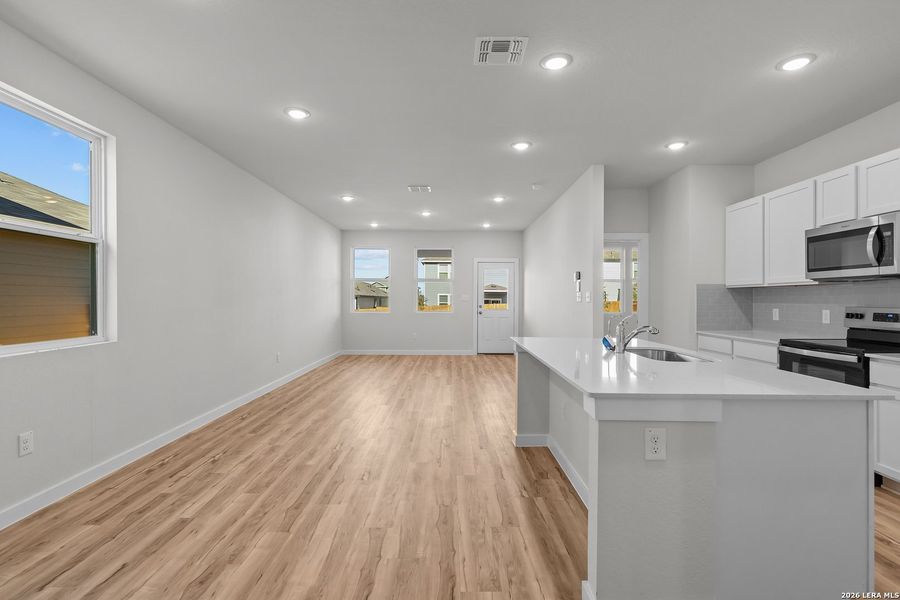 Image 19 of a home in Mesa Vista.