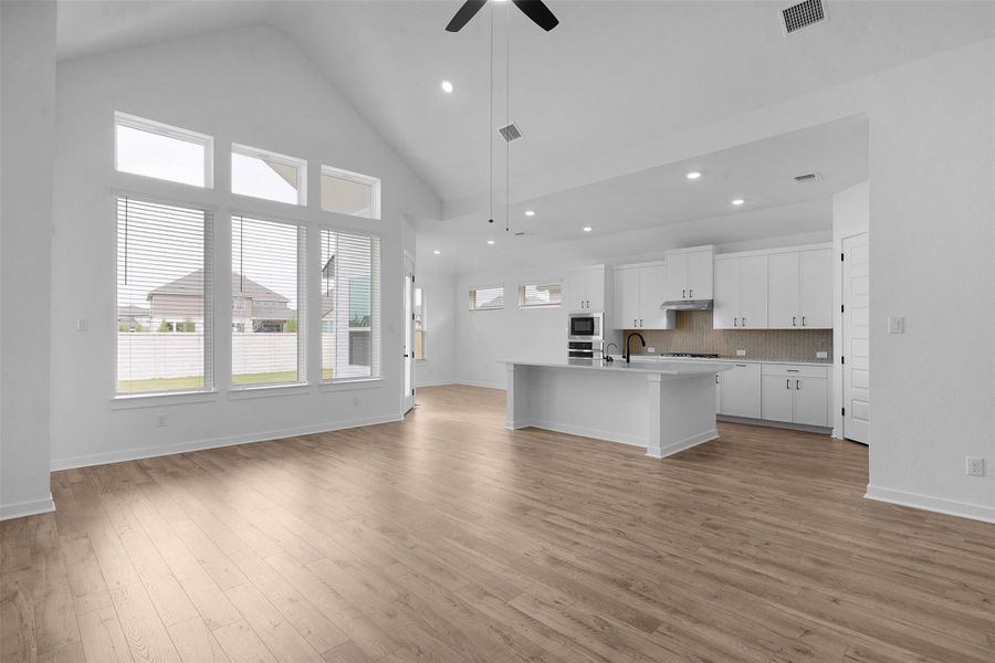 REPRESENTATIVE OF FLOOR PLAN ONLY