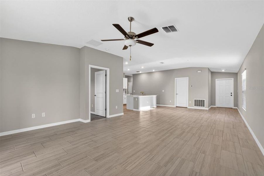 Spacious, unfurnished interior of a new home in , Riverview (Image 18). Spacious, unfurnished interior of a new home in , Riverview (Image 18).