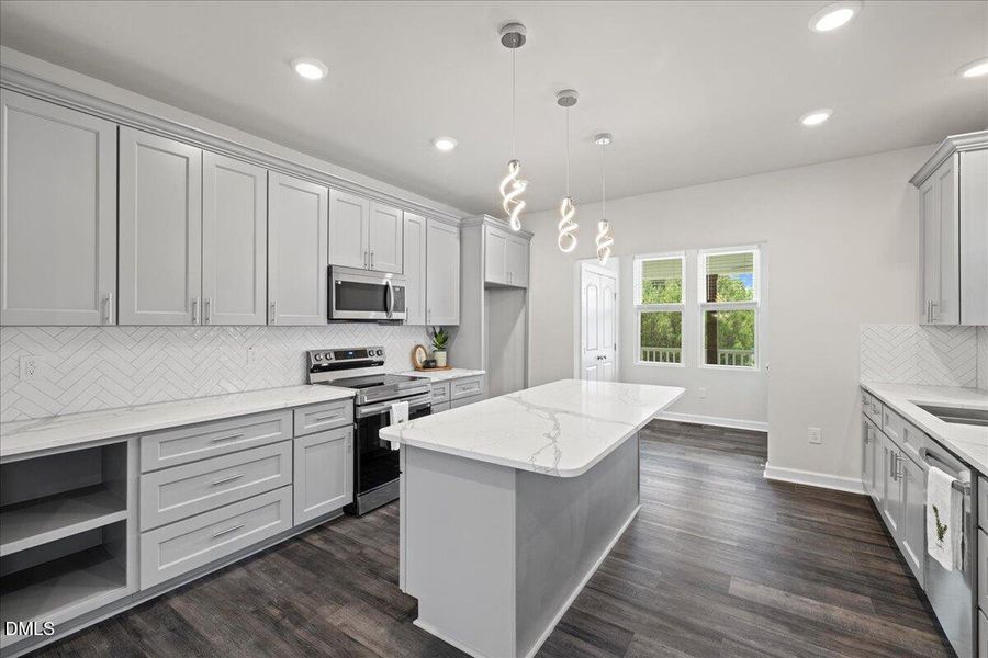 21-2101 Cheek Rd