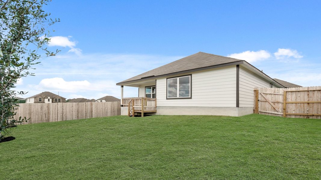 Exterior details and patio area of a home in Hunters Ranch, San Antonio (Image 2). Exterior details and patio area of a home in Hunters Ranch, San Antonio (Image 2).