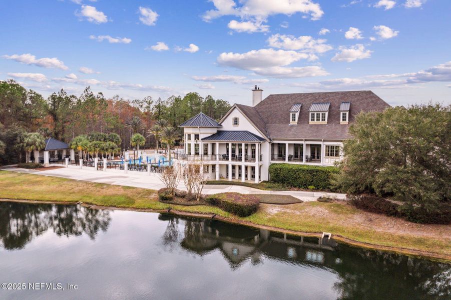 Image 36 of a home in Amelia National.