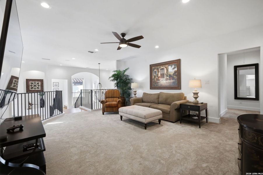 Furnished interior view inside a new home in , Boerne (Image 50).