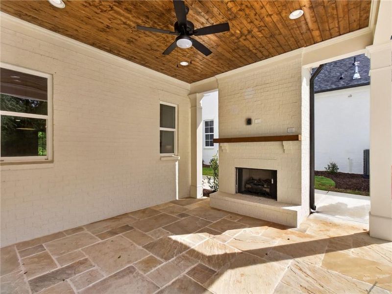 Exterior details and patio area of a home in , Suwanee (Image 4).