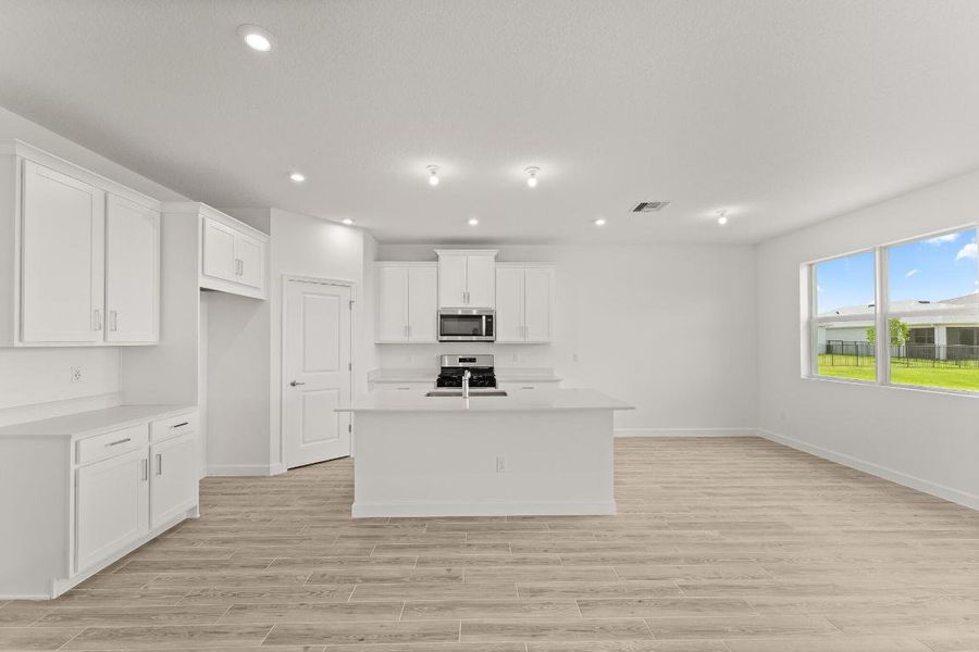 US_SEF_CASCADES_333_kitchen