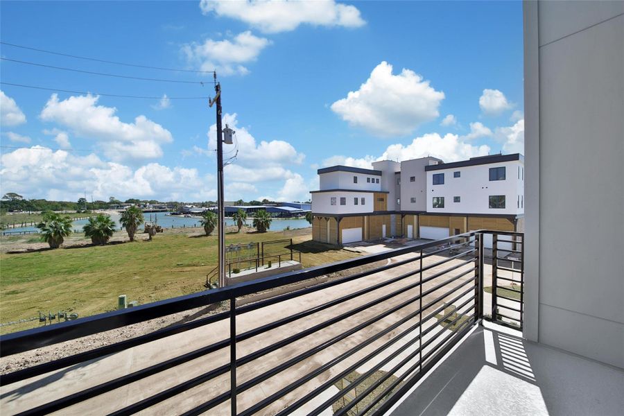 Exterior details and patio area of a home in Lago Pointe, Seabrook (Image 20). Exterior details and patio area of a home in Lago Pointe, Seabrook (Image 20).