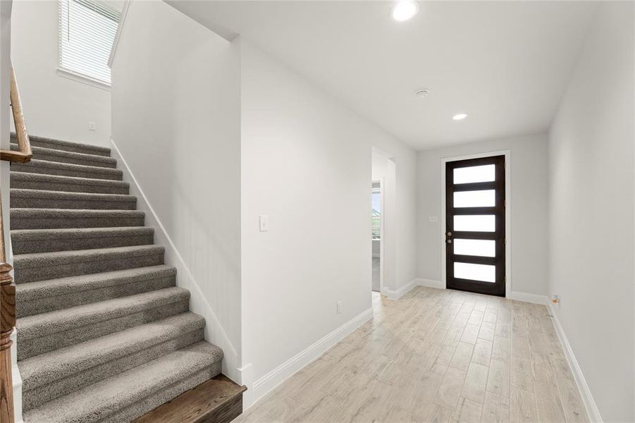 Spacious, unfurnished interior of a new home in Mercer Meadows, Royse City (Image 24). Spacious, unfurnished interior of a new home in Mercer Meadows, Royse City (Image 24).