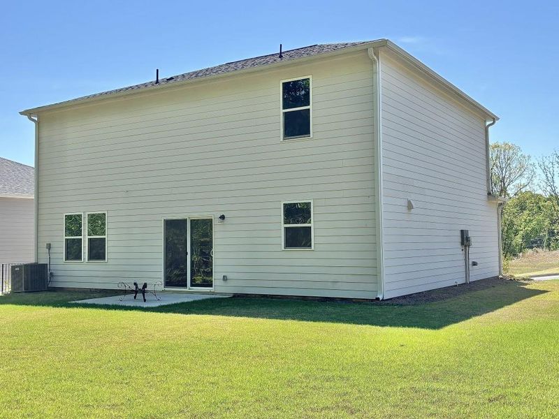 Exterior details and patio area of a home in , Gainesville (Image 30).