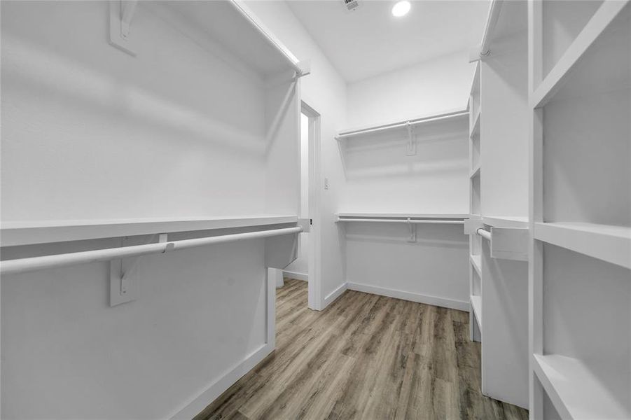 Image 14 of a home in .