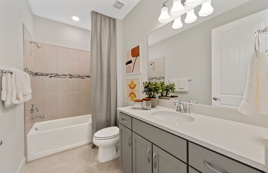 Furnished interior view inside a new home in Del Webb Oak Creek, North Fort Myers (Image 15).