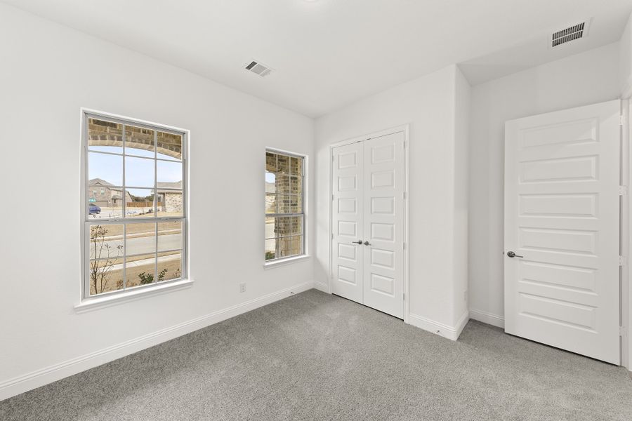 Representative unfurnished interior of a home built from the Brookstone I by Sandlin Homes in Timberbrook, Justin (Image 25).