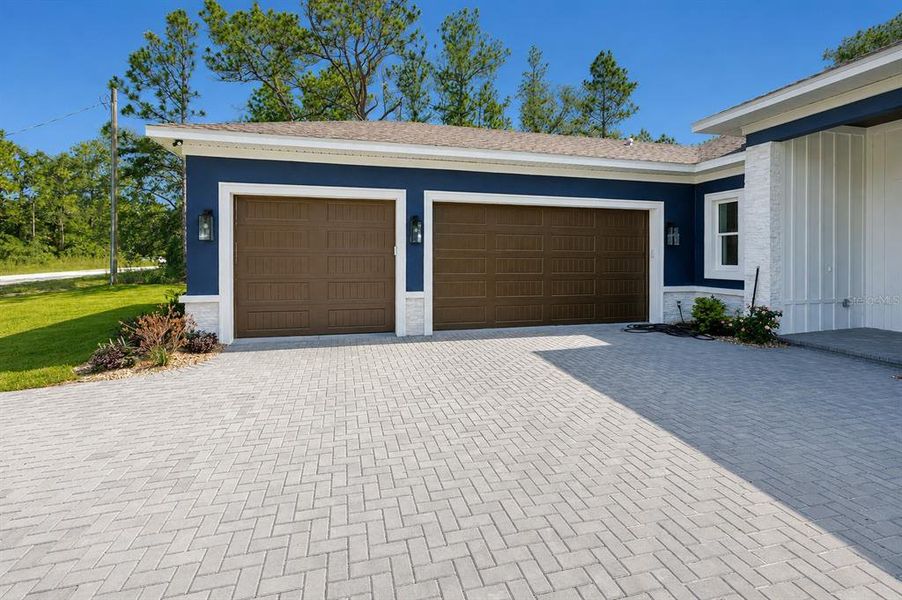 Image 82 of a home in .