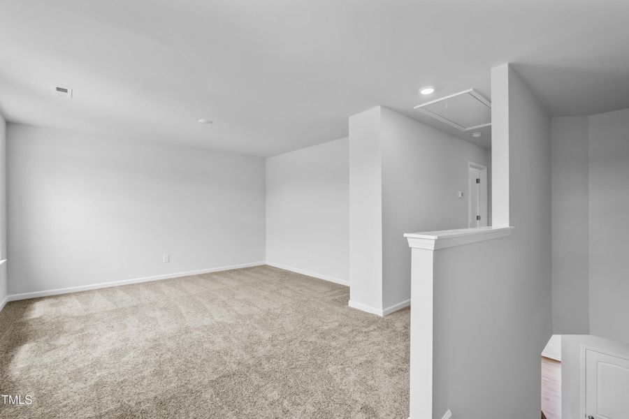 24-Ashley 2102 Channel-24