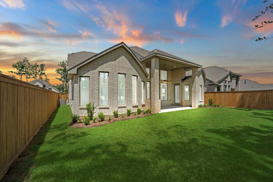 Exterior details and patio area of a home in The Highlands, Porter (Image 4).