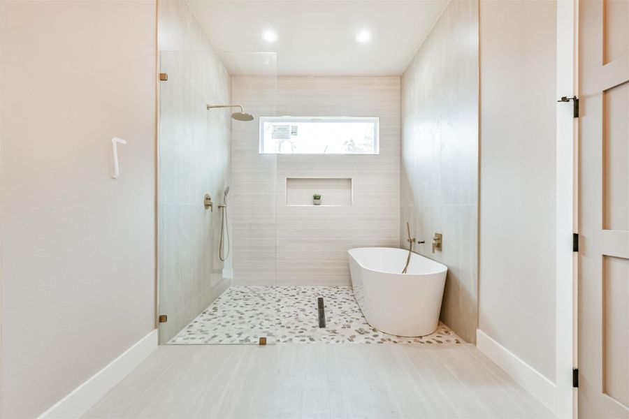 Furnished interior view inside a new home in , Angleton (Image 32). Furnished interior view inside a new home in , Angleton (Image 32).