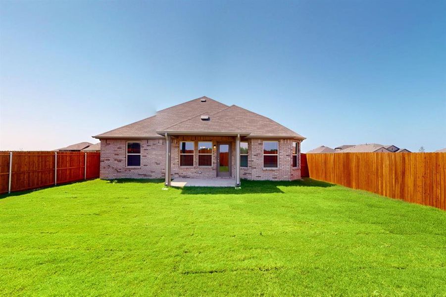 Front exterior of a new home in Verandah, Royse City, TX, highlighting curb appeal (Image 20).