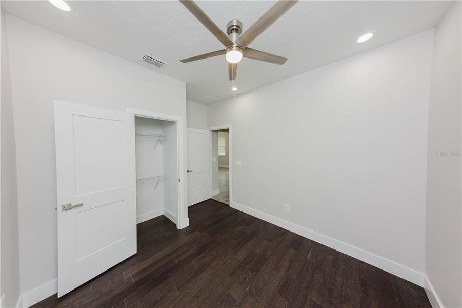 Spacious, unfurnished interior of a new home in , Eustis (Image 40).