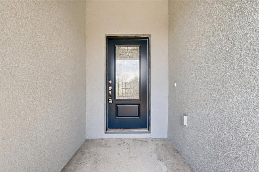 Exterior details and patio area of a home in , Lake Hamilton (Image 3). Exterior details and patio area of a home in , Lake Hamilton (Image 3).