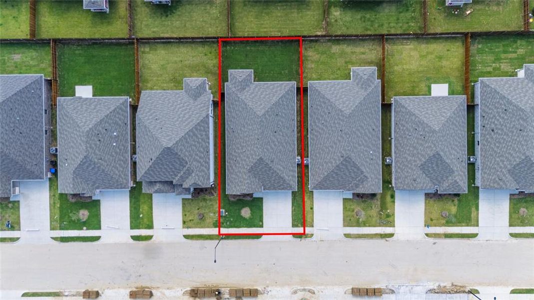 Image 33 of a home in Stratton Place.