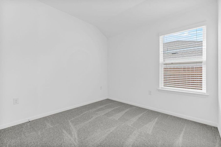 204 Crumpton Way - Ready Now!