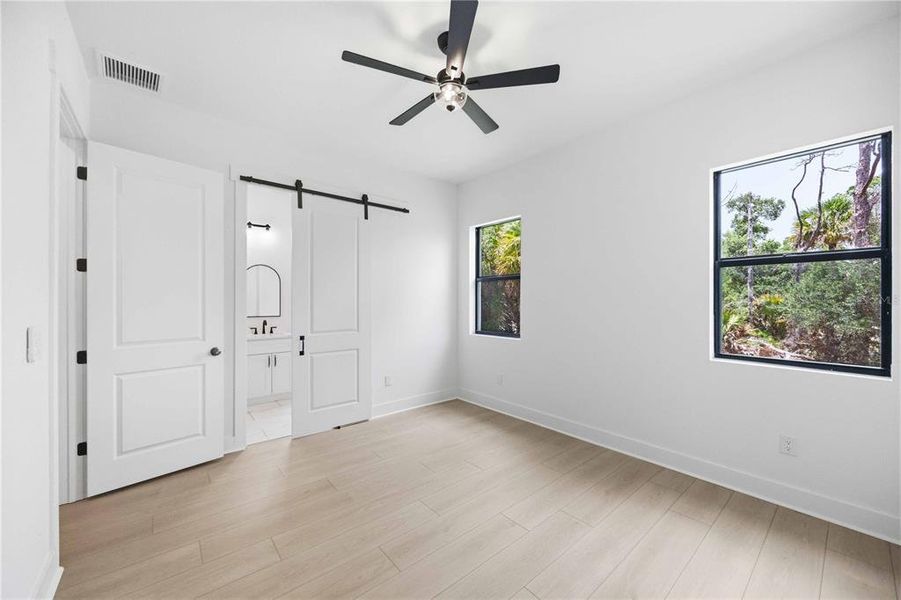 Spacious, unfurnished interior of a new home in , Port Charlotte (Image 18). Spacious, unfurnished interior of a new home in , Port Charlotte (Image 18).