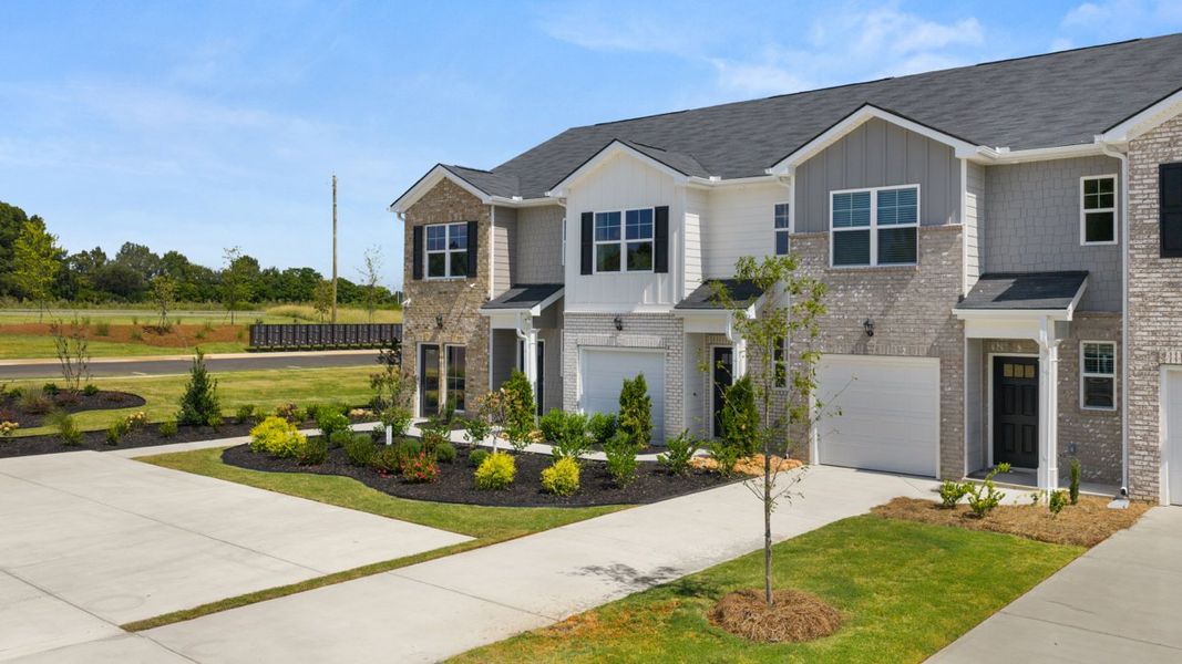 Image 53 of a home in Weatherstone.