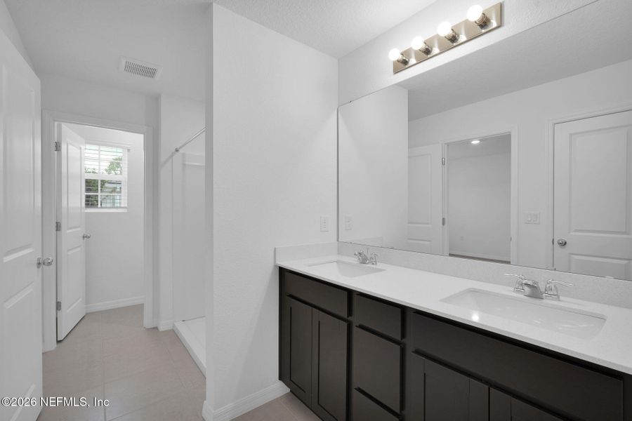 Furnished interior view inside a new home in , Jacksonville (Image 13).