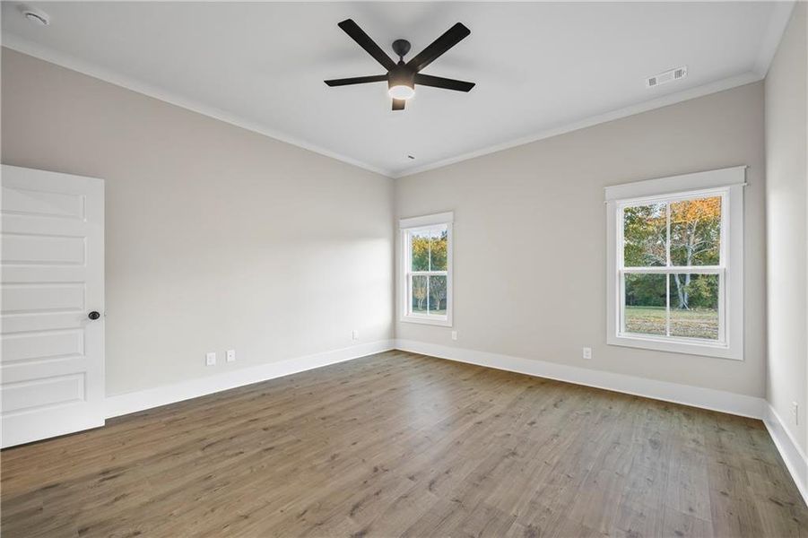 Spacious, unfurnished interior of a new home in , Monroe (Image 45).