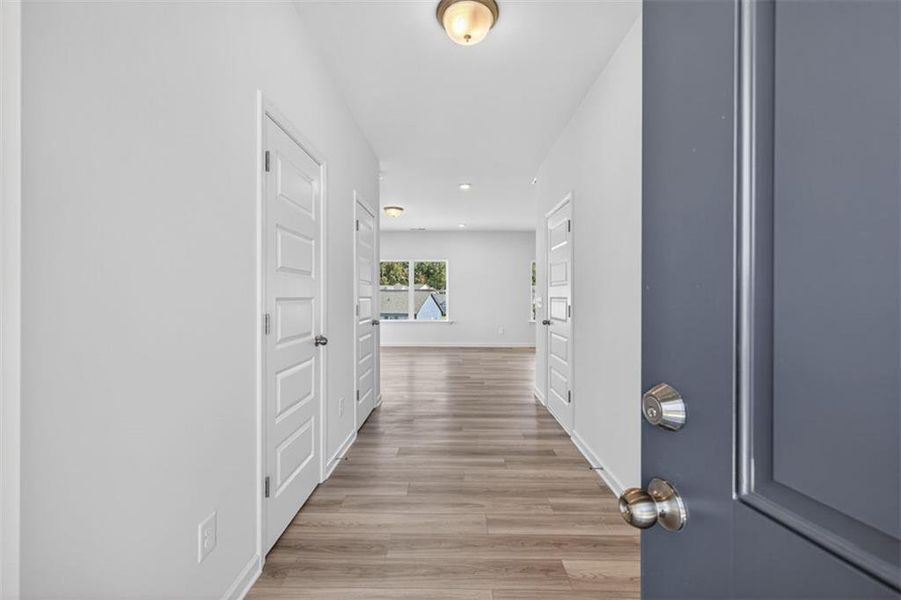 Spacious, unfurnished interior of a new home in Longbrooke, Rome (Image 19).