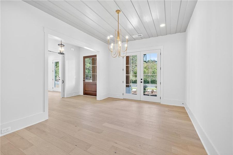 Spacious, unfurnished interior of a new home in Town Farms, Peachtree Corners (Image 53).