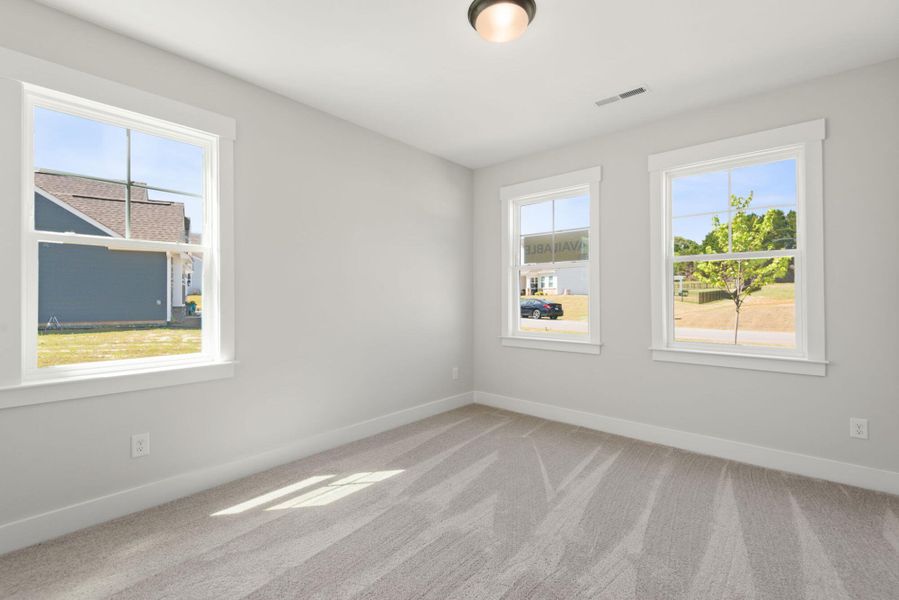 Spacious, unfurnished interior of a new home in Grove Park, Clemmons (Image 15).