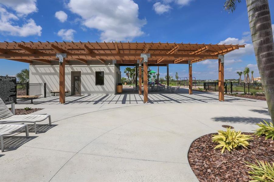 Community amenities in , Apollo Beach (Image 82).