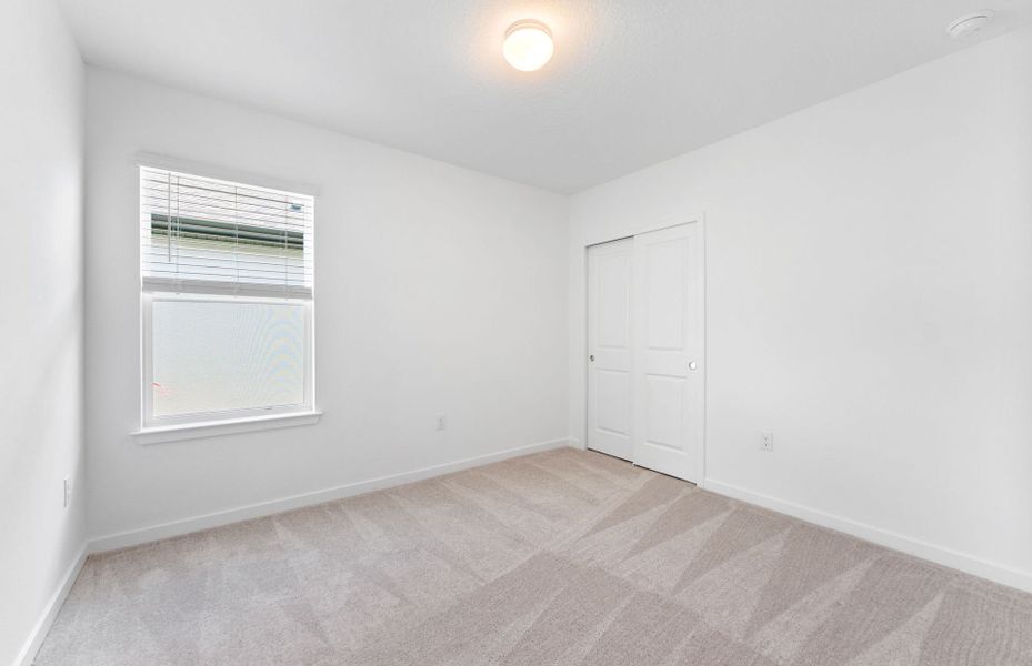 Spacious, unfurnished interior of a new home in Twisted Oaks, Wildwood (Image 15).