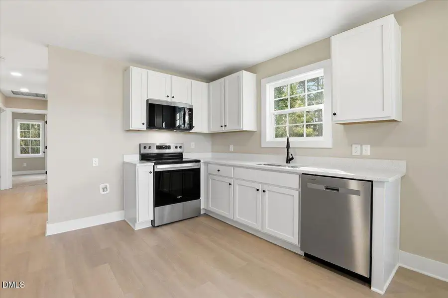 24-215 N Lumber St-24