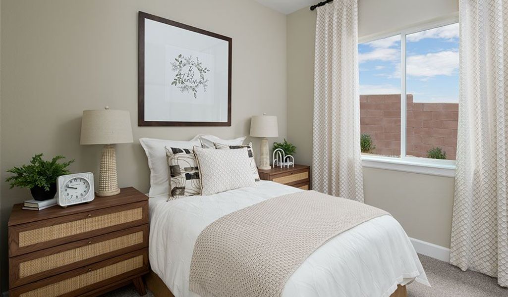 Arlington-Q721-DES Bedroom