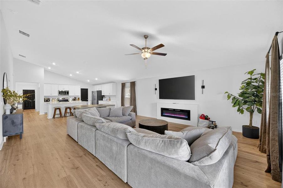 Furnished interior view inside a new home in Balm Grove, Wimauma (Image 12).