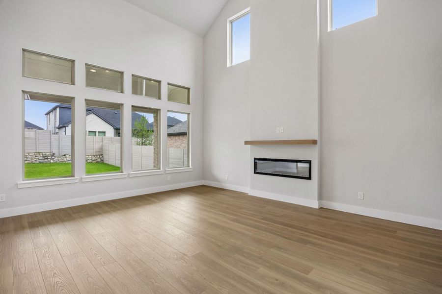Spacious, unfurnished interior of a new home in Painted Tree Lakeside, McKinney (Image 18). Spacious, unfurnished interior of a new home in Painted Tree Lakeside, McKinney (Image 18).