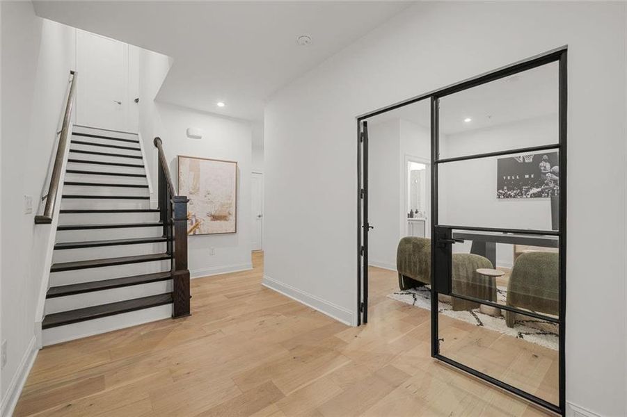 Spacious, unfurnished interior of a new home in , Alpharetta (Image 18).