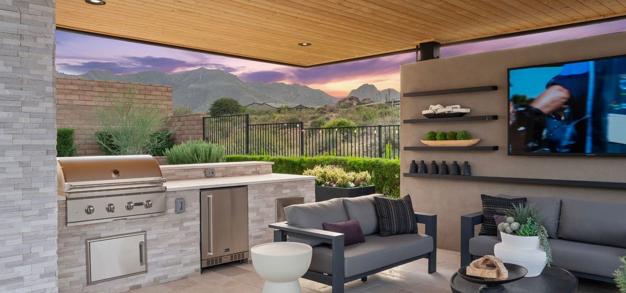 Exterior details and patio area of a home in Shadow Ridge, Scottsdale (Image 2).