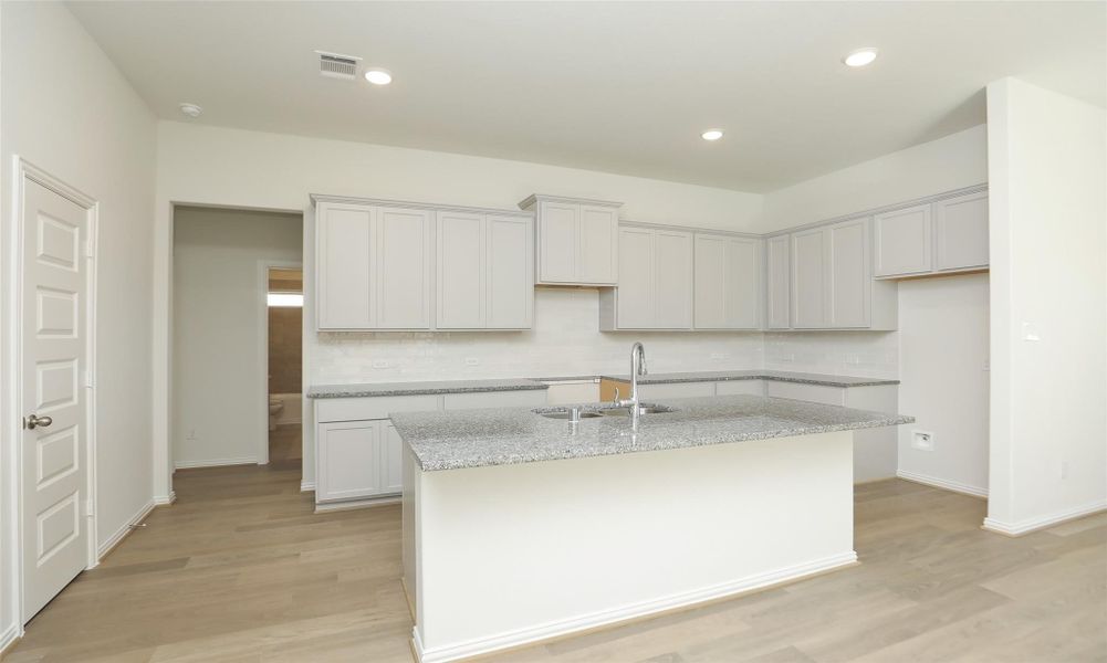 Image 26 of a home in River Ranch.