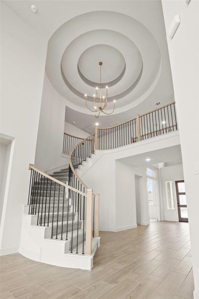 Representative image. Features, selections and colors may vary.