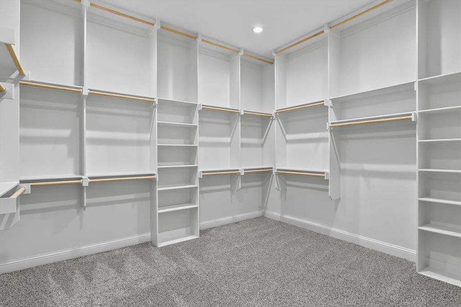 Spacious, unfurnished interior of a new home in , Godley (Image 26).