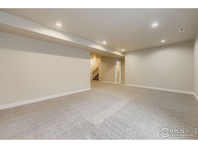 Spacious, unfurnished interior of a new home in Lochbuie Station – Jewel Collection, Lochbuie (Image 36).