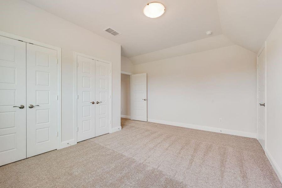 Spacious, unfurnished interior of a new home in , Whitesboro (Image 30).