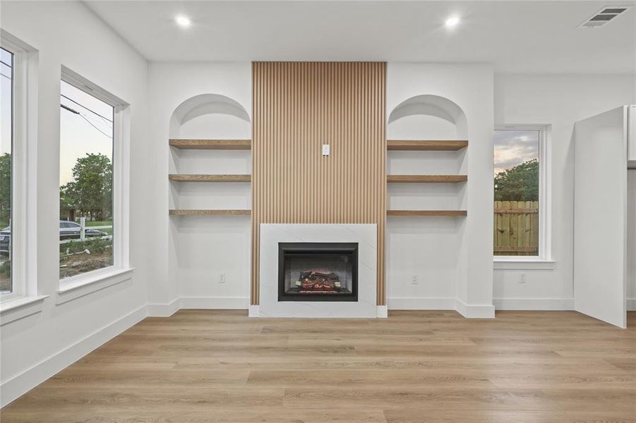 Image 23 of a home in .