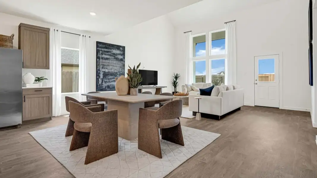 Furnished interior view inside a new home in Evergreen, Rosenberg (Image 13).